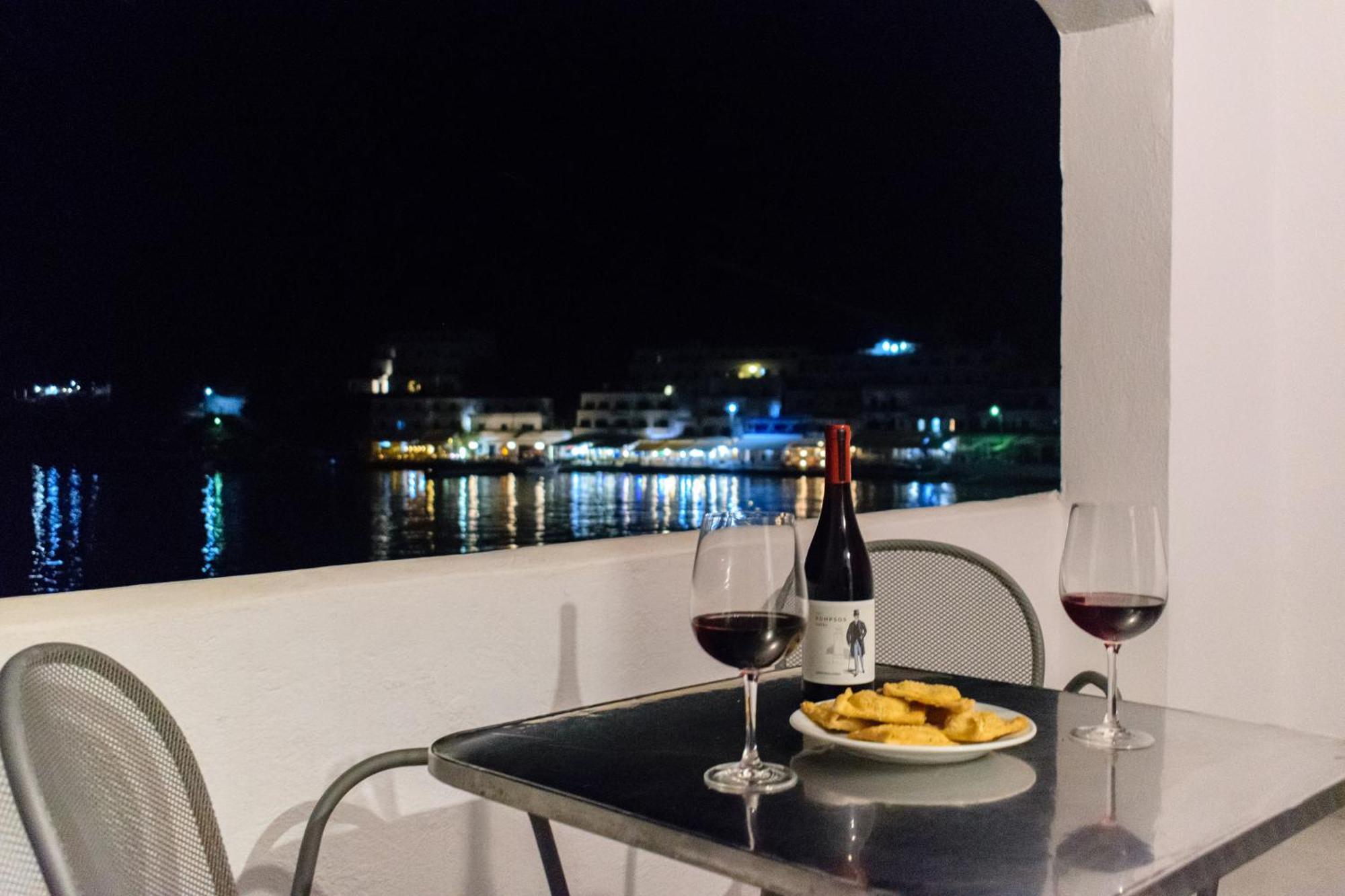 Kyma Hotel Loutro Eksteriør billede